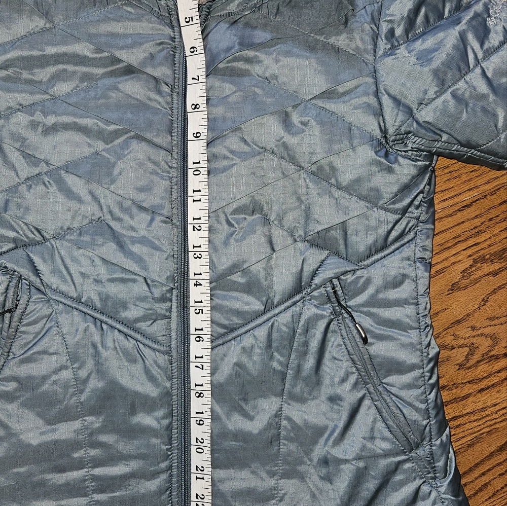 Columbia Omni Heat Size Small Jacket. - Picture 6 of 7